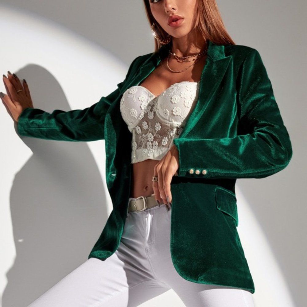 CHIC DOLLZ Green Single Button Velvet Blazer conte - Picture 3 of 6